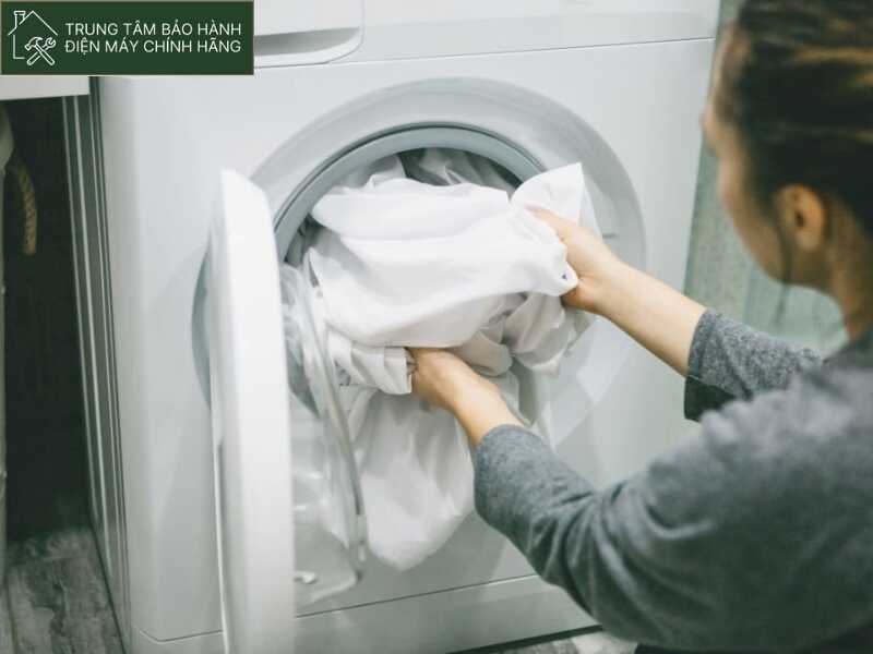 Máy giặt Electrolux báo lỗi E90